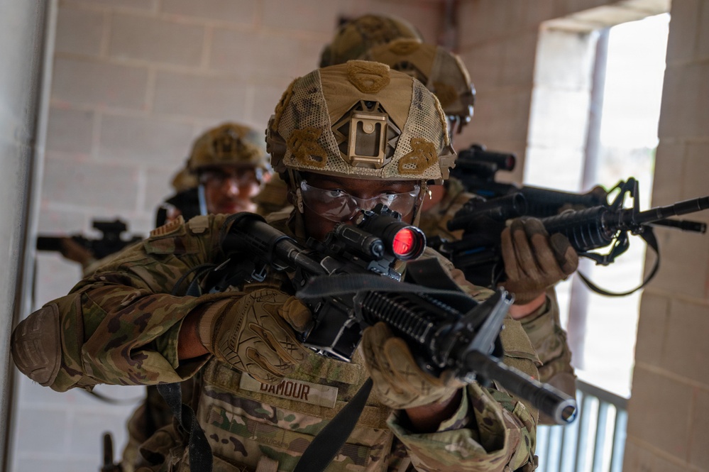 Security Forces learns entry and clear techniques