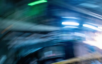 22nd MEU (SOC) | Well Deck Grappling Aboard USS San Antonio