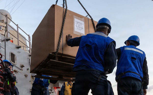 USS Oscar Austin (DDG 79) Conducts a Replenishment-At-Sea (RAS) with USNS William McLean (T-AKE 12)