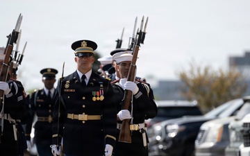 SW Hosts Indonesian Minister of Defense at Pentagon