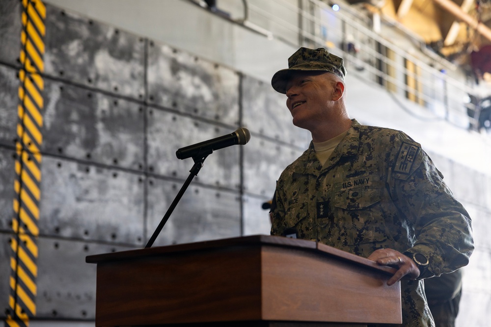 USS John P. Murtha holds Artemis II all-hands call, press conference
