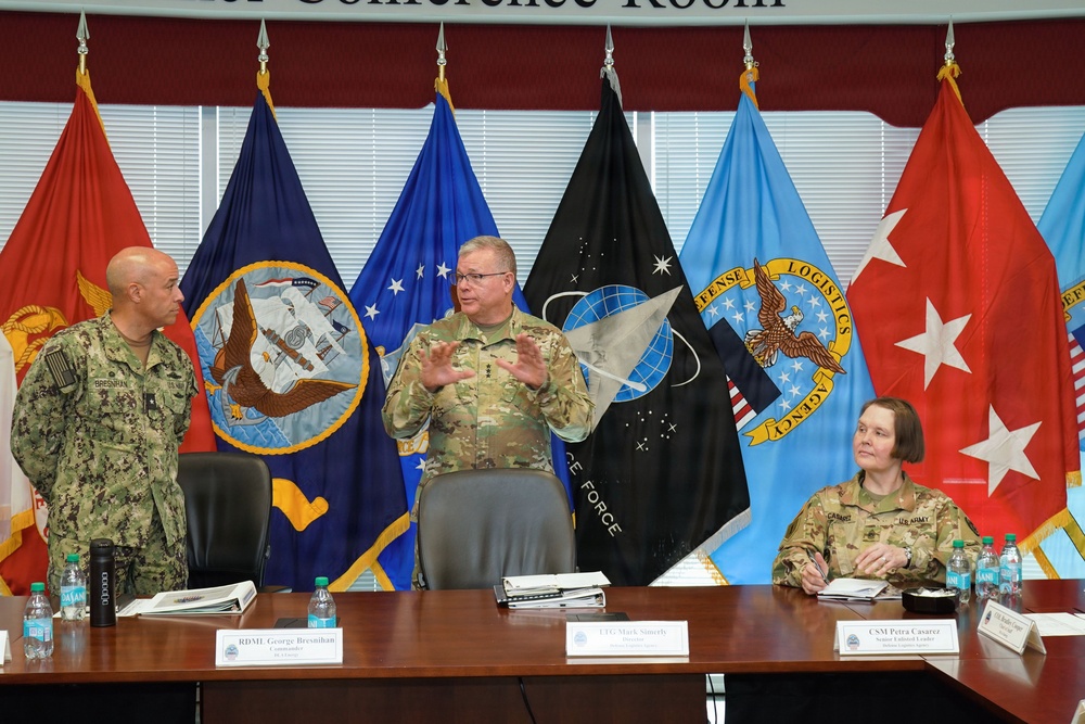 DLA senior leaders review DLA Energy’s strategic progress, innovation