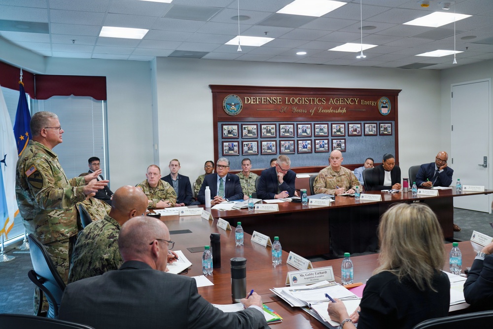 DLA senior leaders review DLA Energy’s strategic progress, innovation