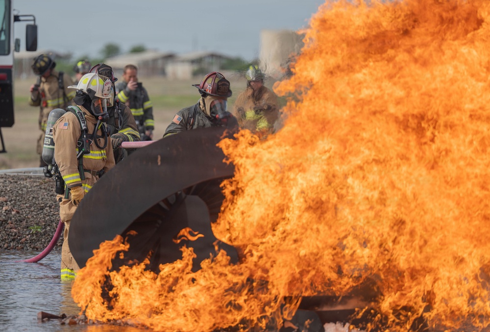 Partnership in action: Altus AFB, Lawton Fire Department train side by side