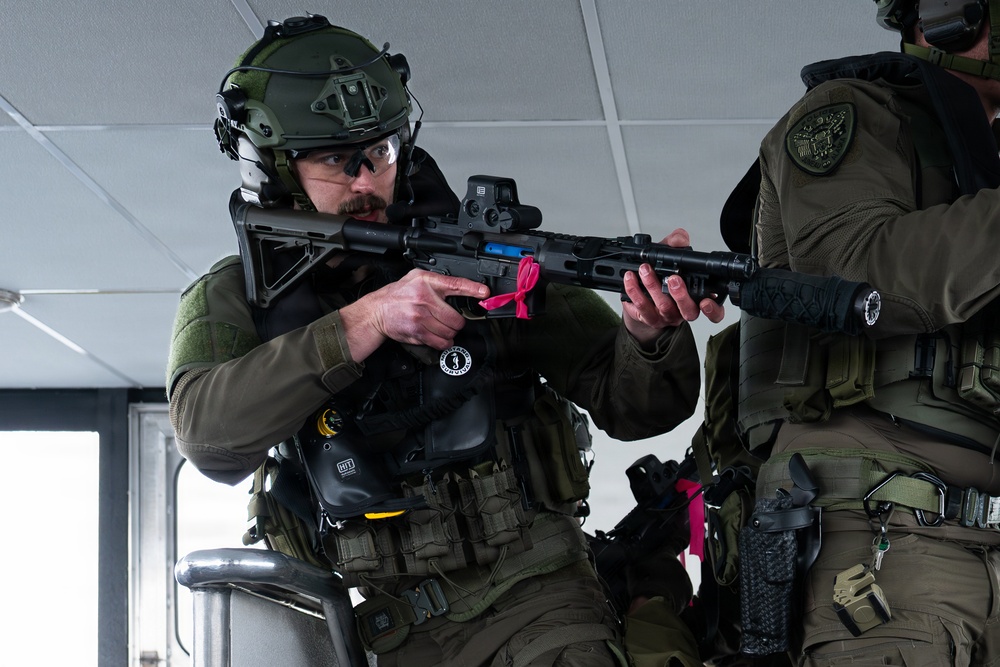 Coast Guard, SWAT and TSA conduct maritime training in Juneau, Alaska