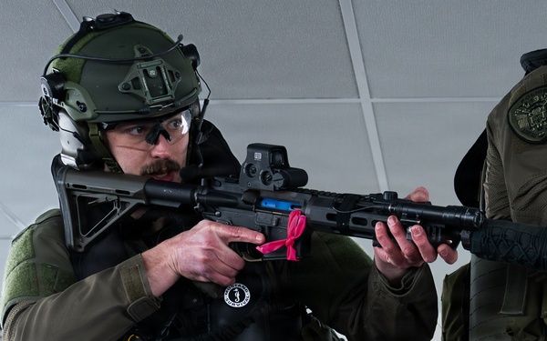 Coast Guard, SWAT and TSA conduct maritime training in Juneau, Alaska