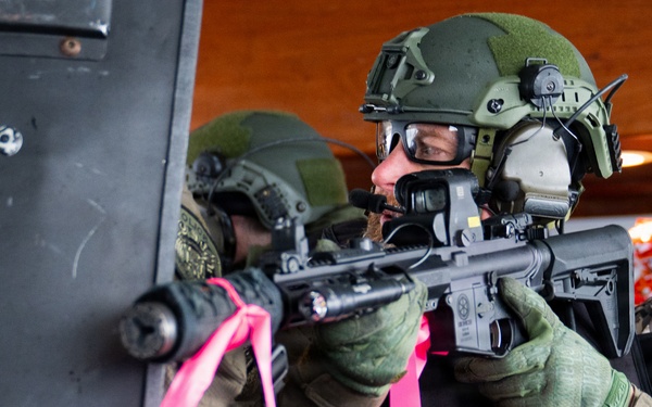 Coast Guard, SWAT and TSA conduct maritime training in Juneau, Alaska