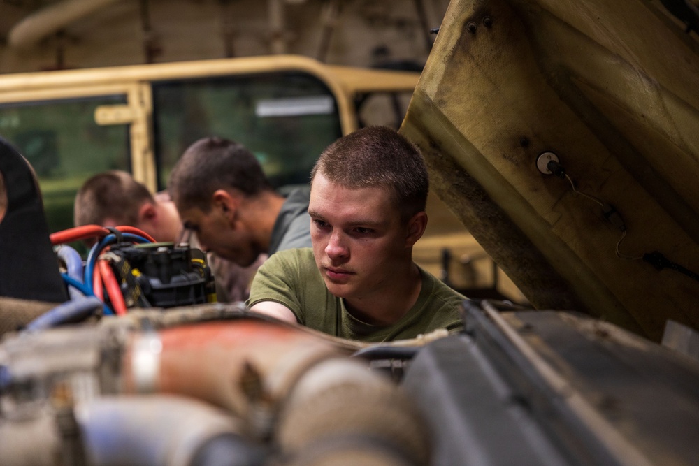 11th MEU Marines Conduct Vehicle Maintenance Aboard USS Boxer