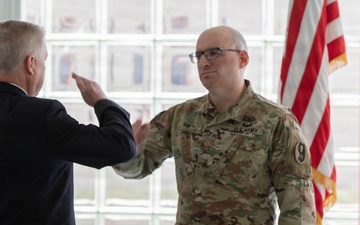 U.S. Army Veteran John Wallenfang Receives Purple Heart