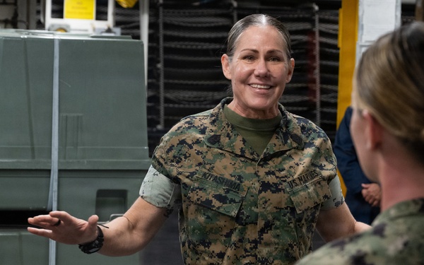 U.S. Pacific Fleet Master Chief Don Davis conducts battlespace circulation in NRSW