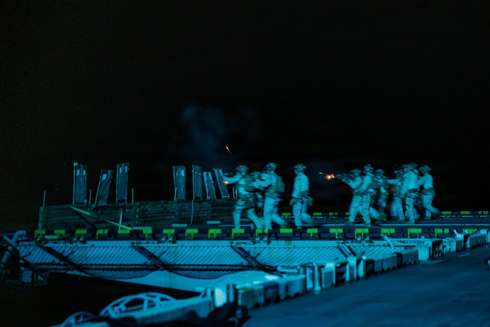 31st MEU | Maritime Raid Force Night Deck Shoot