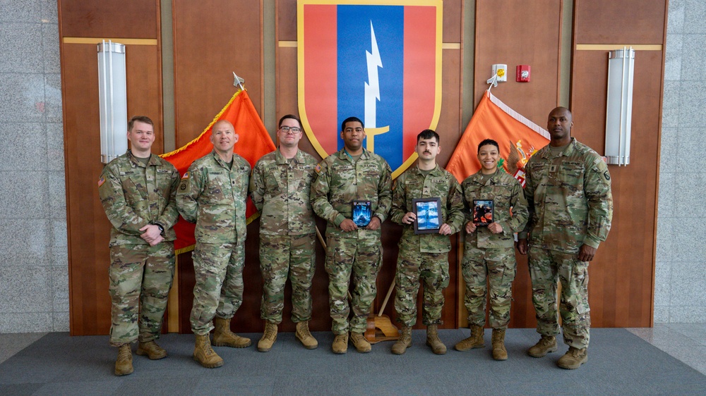 all participants group photo plus CMD Team