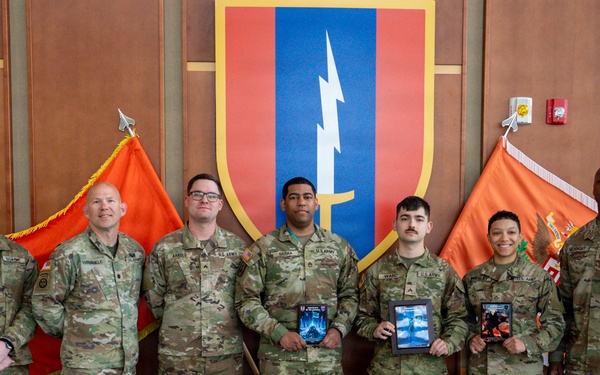 all participants group photo plus CMD Team