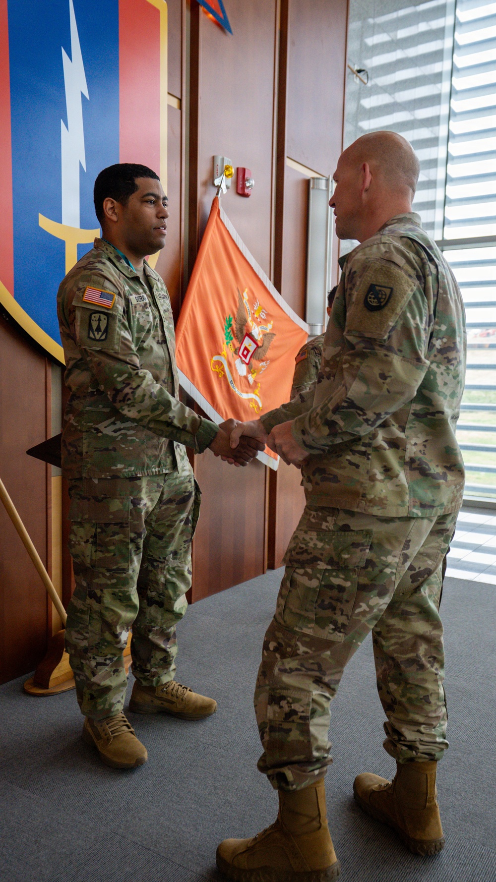 Soldier receives award for top 3 by LTC Vanwinkle