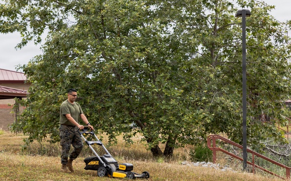 HQSPTBN Marines participate in OCS IV