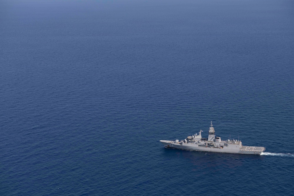 Australia, Philippines, U.S. Multilateral Group Sail