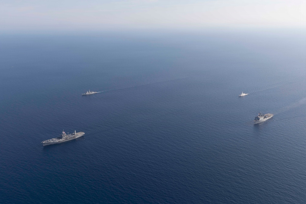 Australia, Philippines, U.S. Multilateral Group Sail
