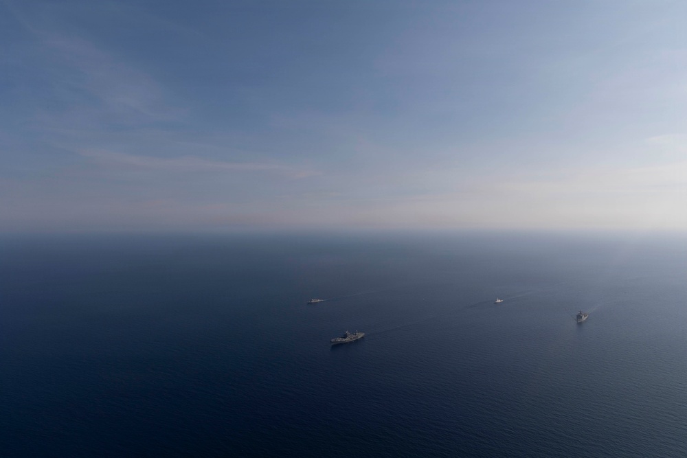 Australia, Philippines, U.S. Multilateral Group Sail