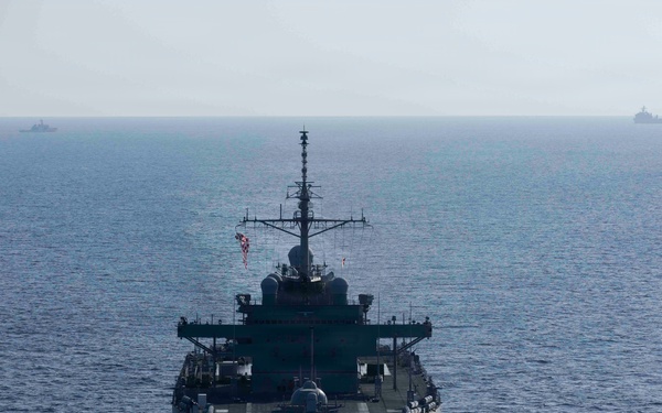 Australia, Philippines, U.S. Multilateral Group Sail