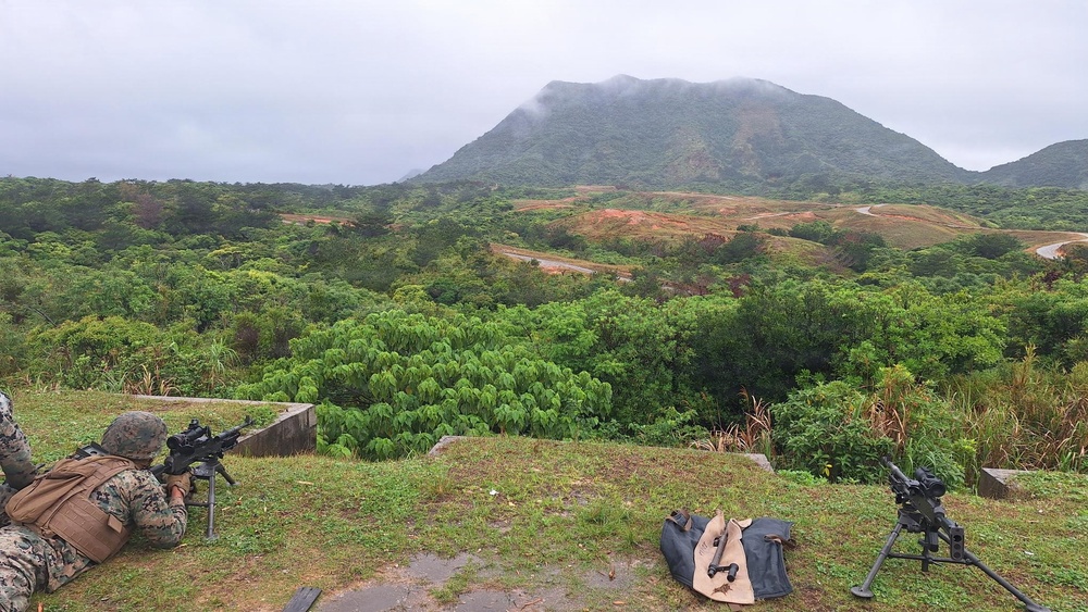 III Marine Expeditionary Force Support Battalion Marines conduct machine gun range