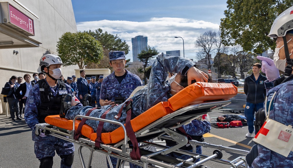 U.S. Naval Hospital Yokosuka and JSDF Hospital Yokosuka Strengthen Medical Alliance with Joint Casualty Drill