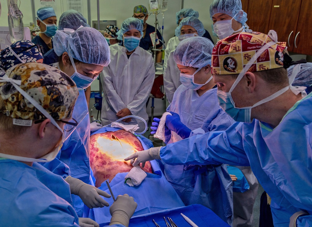 U.S. Naval Hospital Yokosuka and JSDF Hospital Yokosuka Strengthen Medical Alliance with Joint Casualty Drill