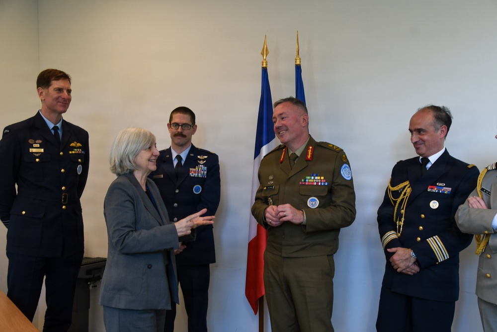 Deputy Commander Visits UNC-Rear Japan