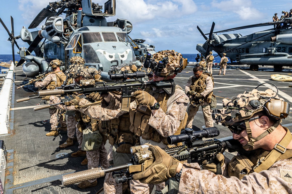 11th MEU Marines Conduct a Quick Reaction Force Drill Aboard USS Portland