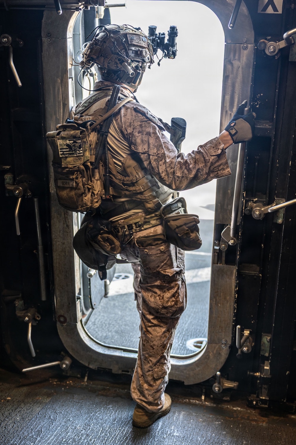 11th MEU Marines Conduct a Quick Reaction Force Drill Aboard USS Portland