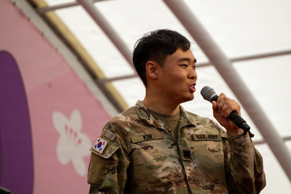 Eighth Army Jazz Combo Performs at Eden Cherry Blossom Festival