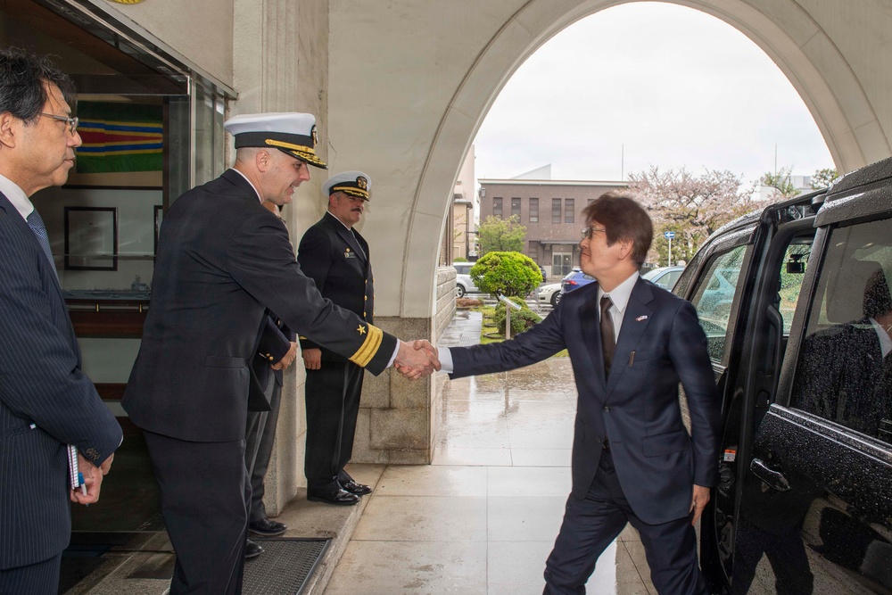 City of Shimoda Mayor Visits CFAY