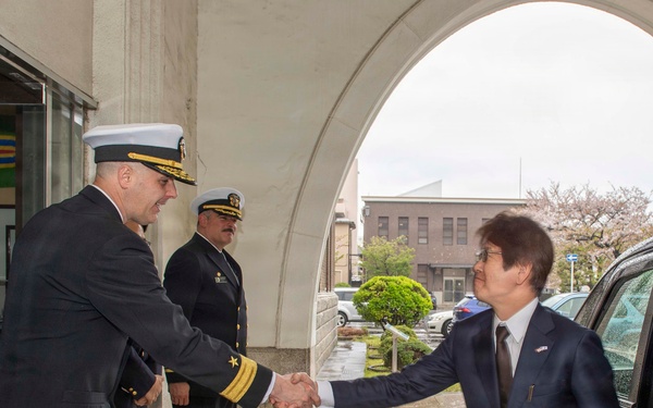 City of Shimoda Mayor Visits CFAY