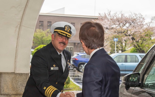 City of Shimoda Mayor Visits CFAY