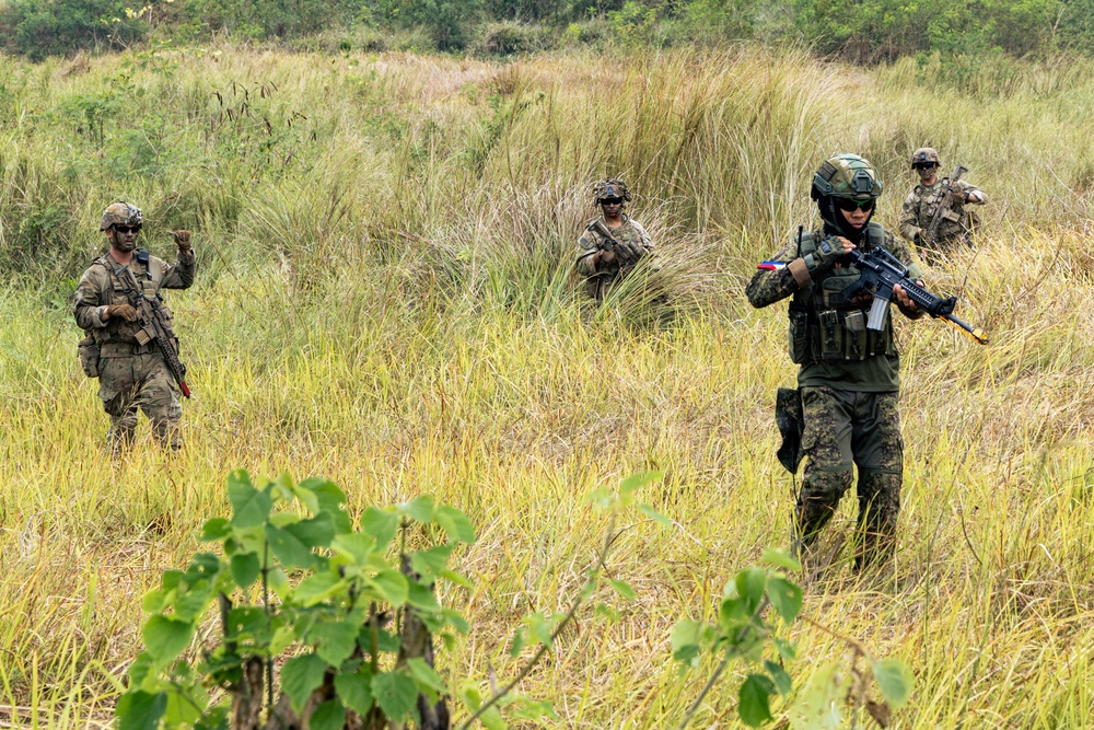 Rehearsing for Readiness: U.S. and Philippine Forces Prepare for Combined Maneuver