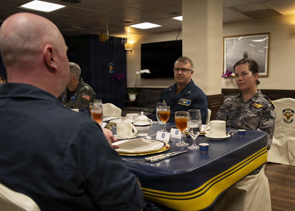 Australia, Philippines visit C7F