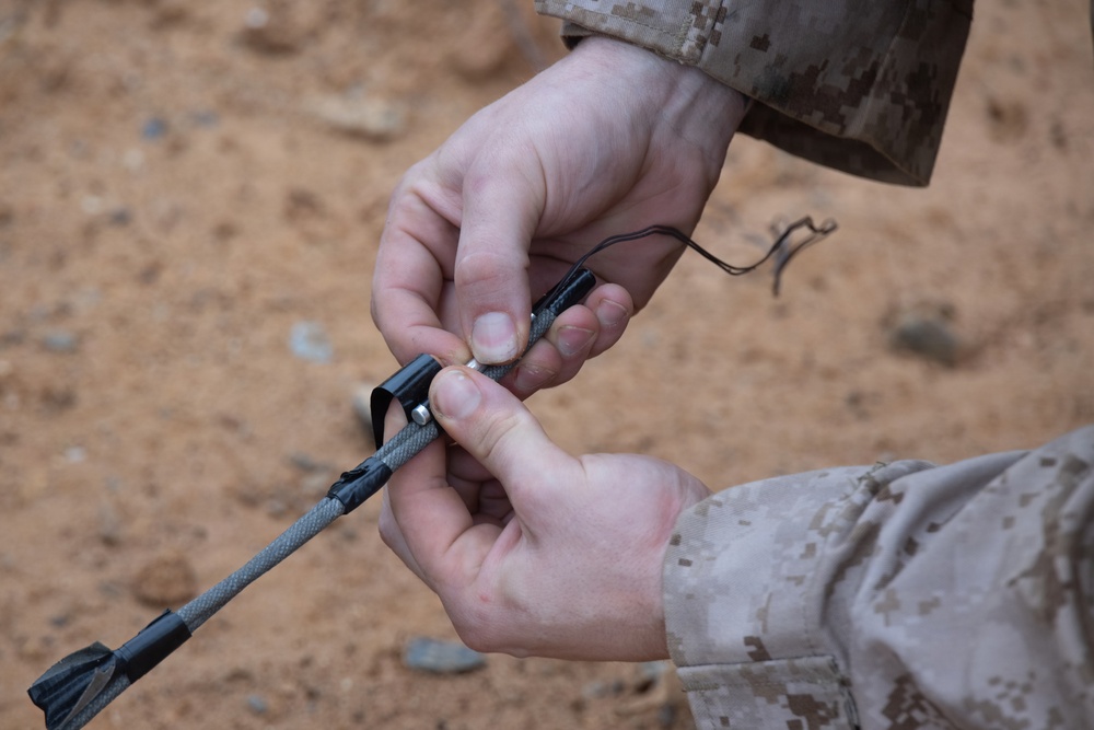 9th ESB and 3rd Recon Marines Conduct a Demo Range