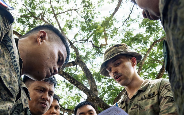 U.S. and Philippine Forces Integrate Battlefield Skills at Salaknib 2026