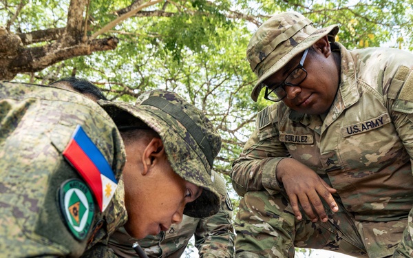 U.S. and Philippine Forces Integrate Battlefield Skills at Salaknib 2026