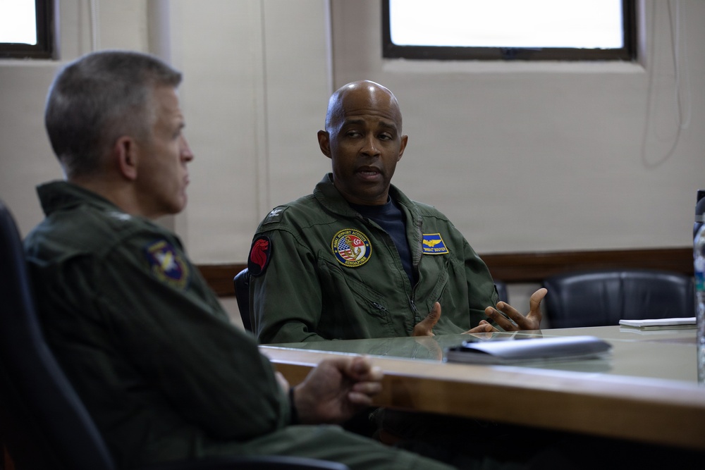 C7F Visits U.S. Naval Support Activity Singapore