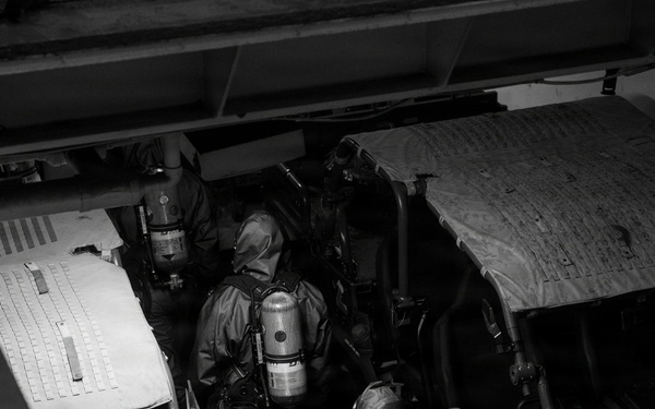 11th MEU Marines Conduct CBRN Training Aboard USS Boxer