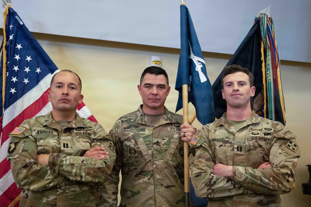 4-9 IN Manchu Alpha, Bravo, and Headquarters and Headquarters Company Change of Command, Reenlistment and Coin Ceremonies