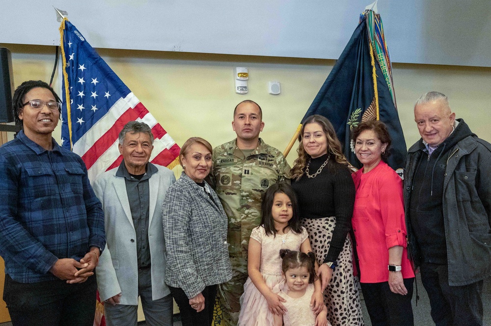 4-9 IN Manchu Alpha, Bravo, and Headquarters and Headquarters Company Change of Command, Reenlistment and Coin Ceremonies