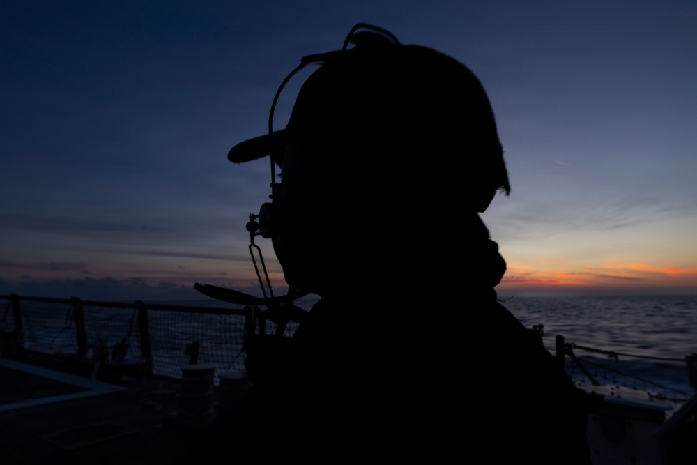 USS Mahan (DDG 72) Routine Operations