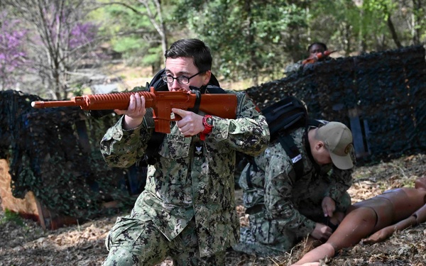 NMRTC Bethesda Sailors Put Their Expeditionary Training to the Test During TCCC Training