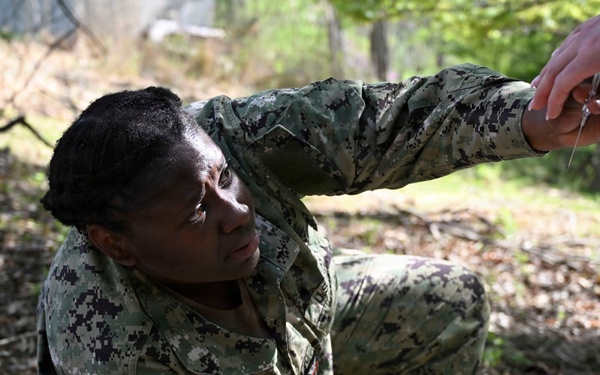 NMRTC Bethesda Sailors Put Their Expeditionary Training to the Test During TCCC Training