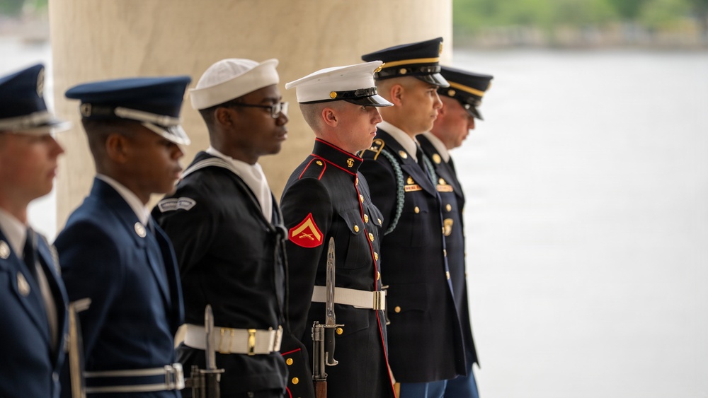 Jefferson Memorial Wreath-laying Ceremony