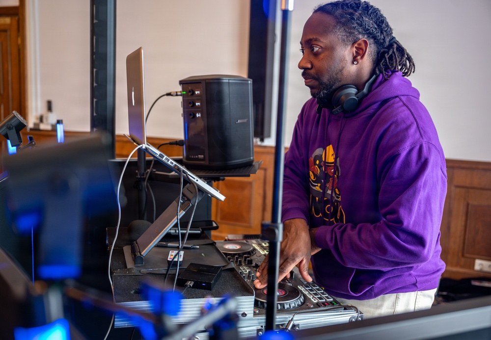 Families Connect at Month of the Military Child Event