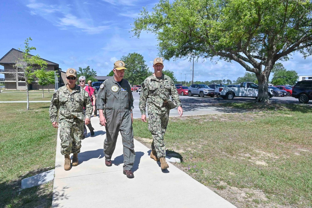 CNIC Visits NCBC Gulfport