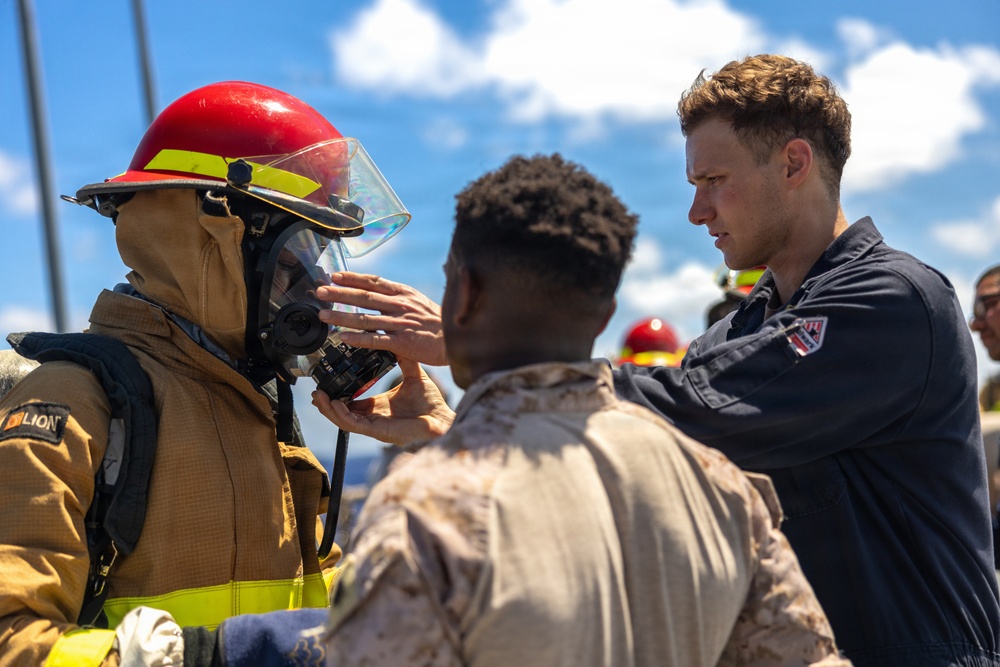 11th MEU Marines, Sailors Conduct Damage Control Training Aboard USS Comstock