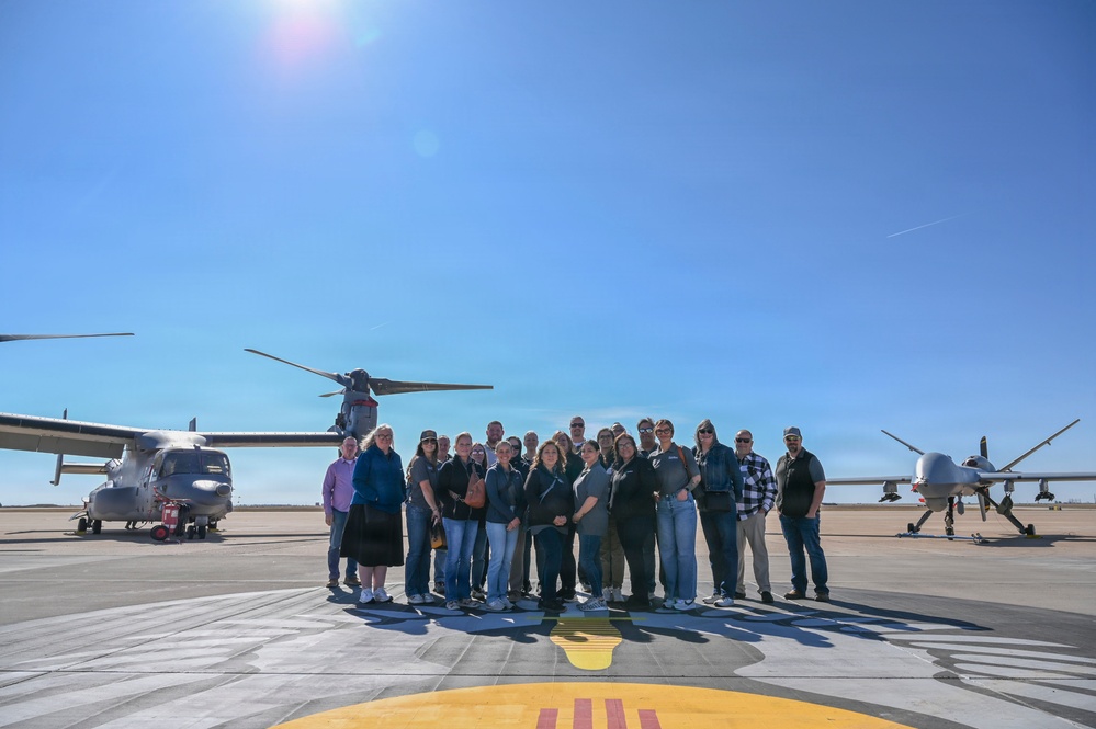 Clovis Leadership Course tours the Steadfast Line